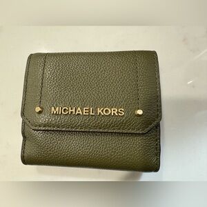 Michael Kors olive green wallet